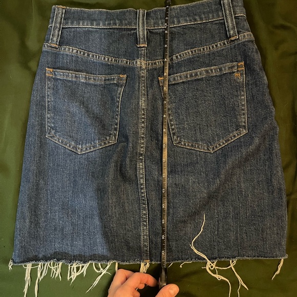 Madewell denim skirt, size 25 - Picture 6 of 8